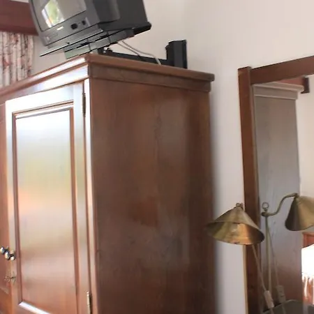 Bed & Breakfast Rural De Sanroque Santana (Madeira)