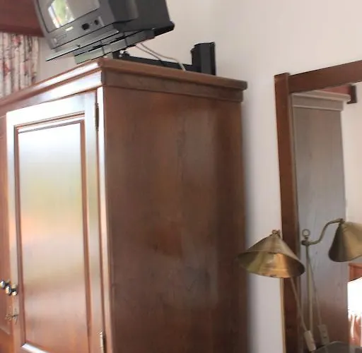 Bed & Breakfast Rural De Sanroque Santana (Madeira)