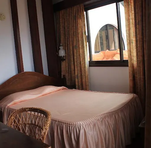 Bed & Breakfast Rural De Sanroque Santana (Madeira)